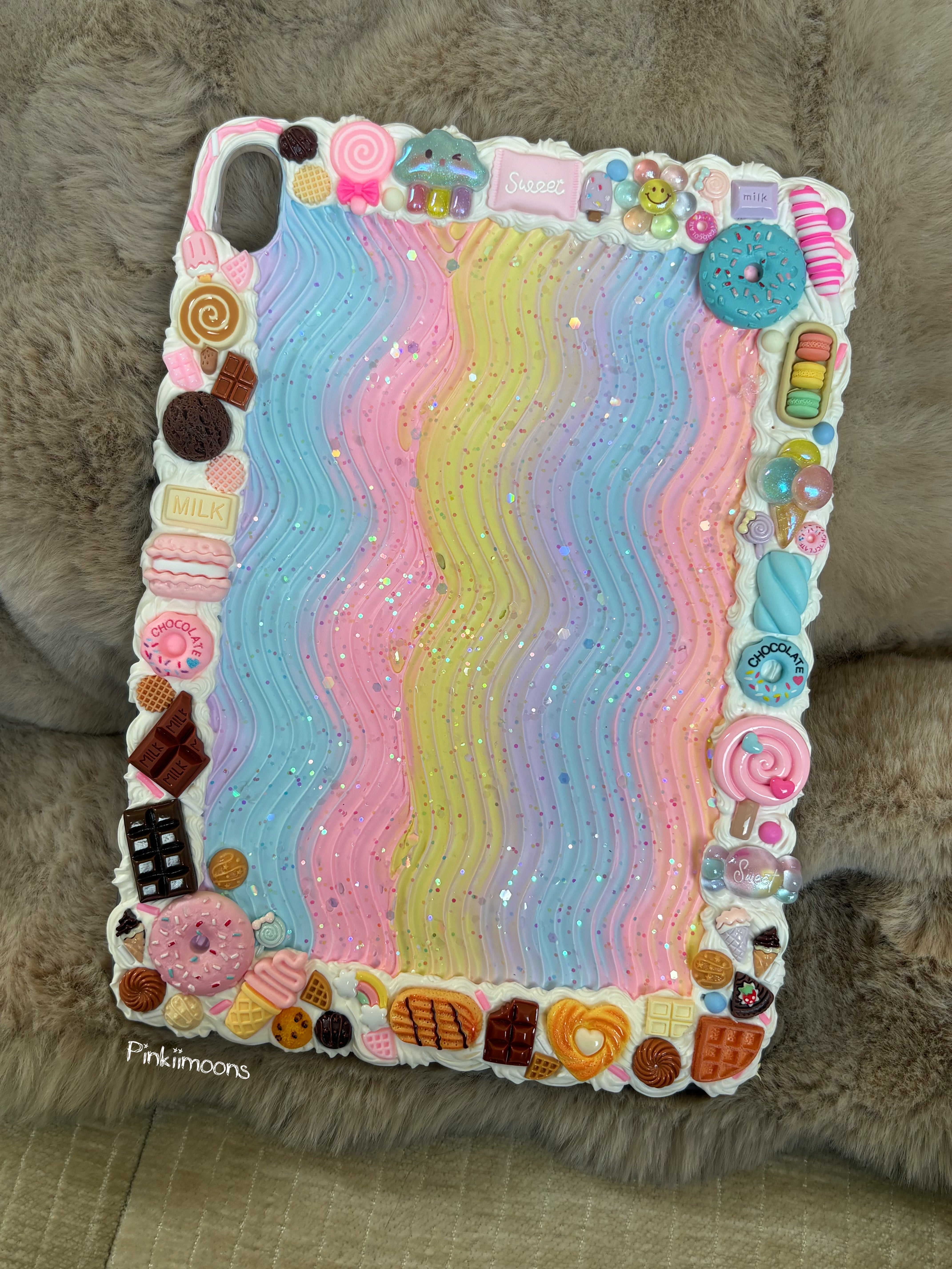 Rainbow Swirls tablet case (any type of design/model) (Kopie)